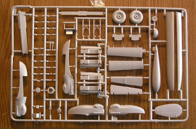 Ex FROG 1/72 Lancaster B.1 - details