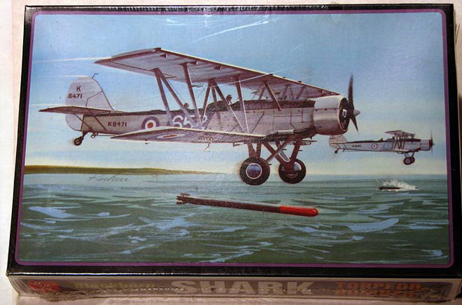 AMT - FROG 1/72 Blackburn Shark